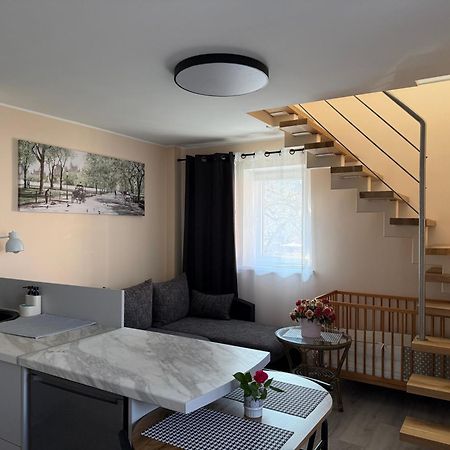 Lampedis Apartment คอนัส ภายนอก รูปภาพ